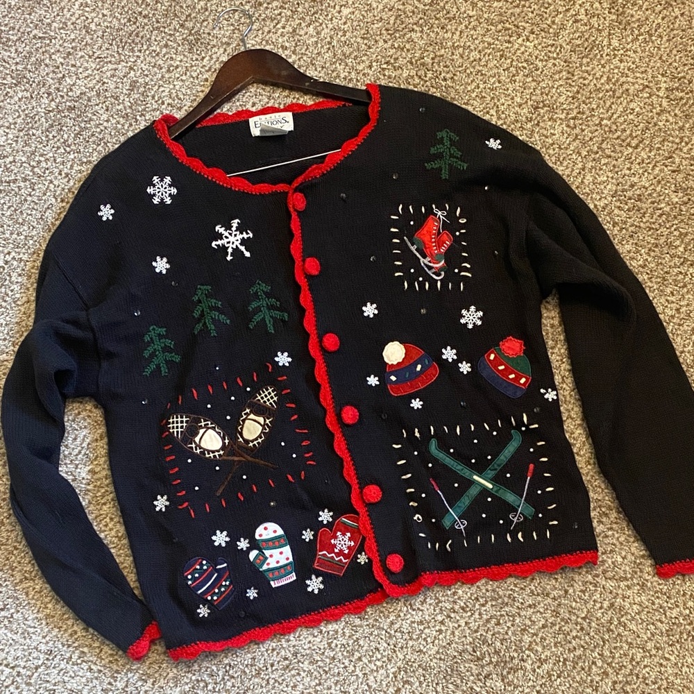 basic EDITIONS HOLIDAY VTG Ladies Black Cardigan. Red Trim & Sequin. Snow Winter